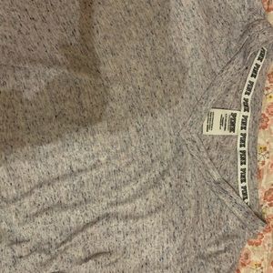 V-neck soft shirt